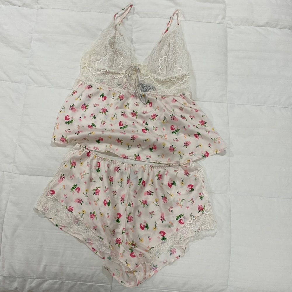 VS Lace & Satin Cami Set
